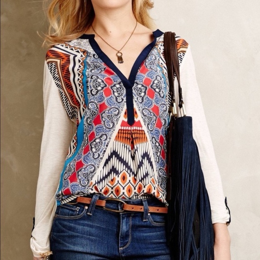 Tiny by Anthropologie V-Neck Tunic Bohemian print long sleeve shirt EUC